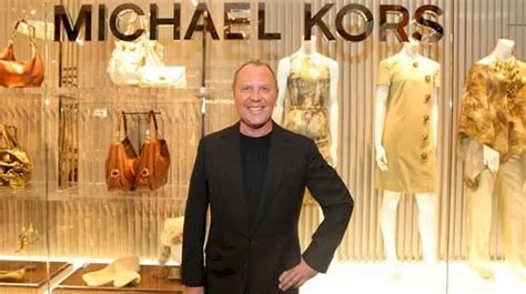 fotografii cu michael kors bucurești|Michael Kors at Şoseaua Bucuresti.